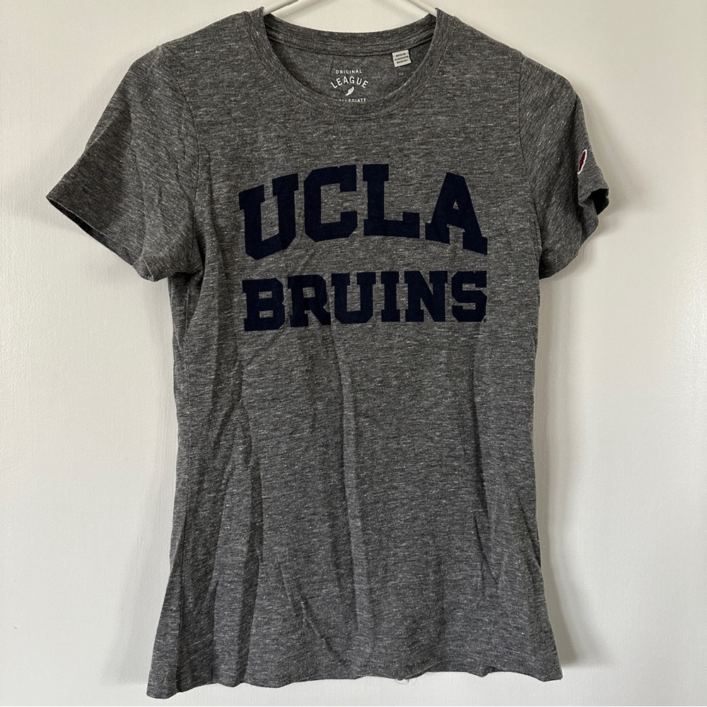 Original League Collegiate Outfitters Crew Neck T-shirt